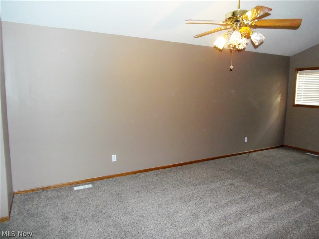 Woodbury Condo - Residential