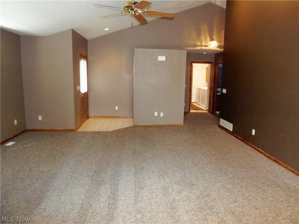 Woodbury Condo - Residential