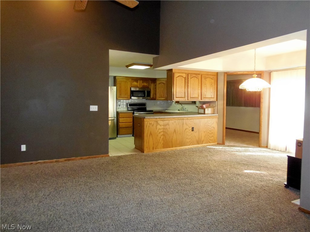 Woodbury Condo - Residential