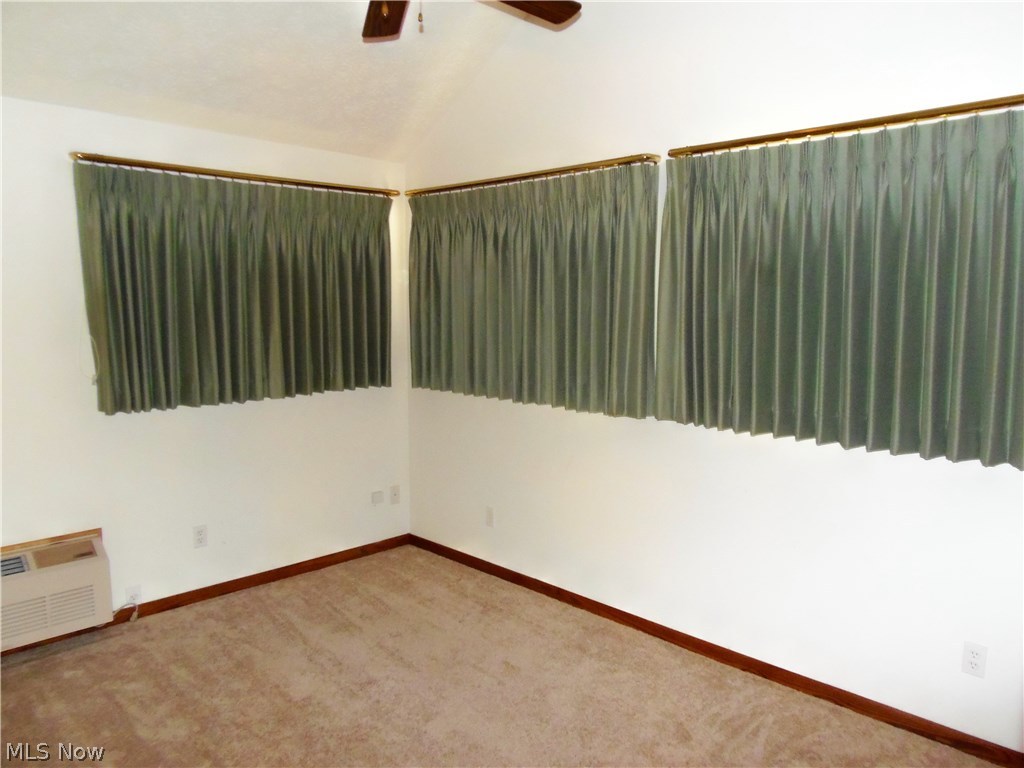 Woodbury Condo - Residential