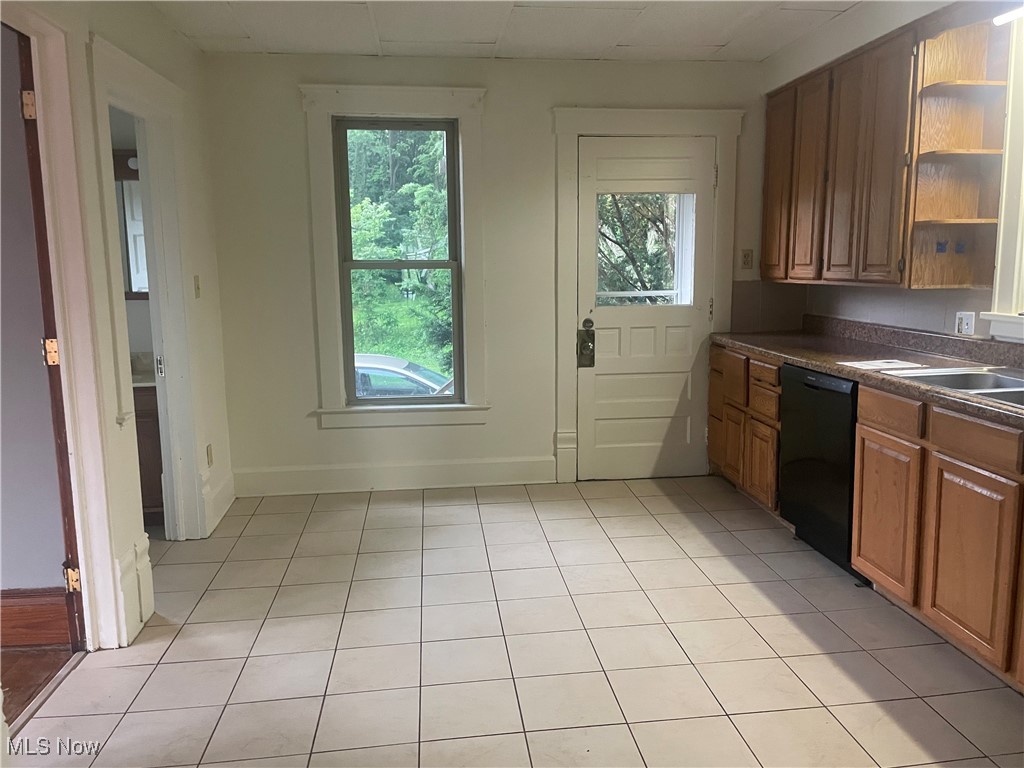 Suffield - Residential Lease
