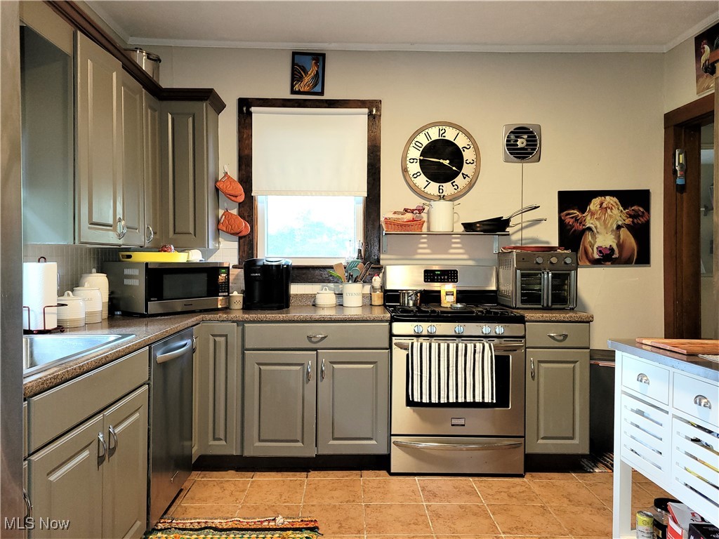 517 N 10th Street, Cambridge, Ohio image 13