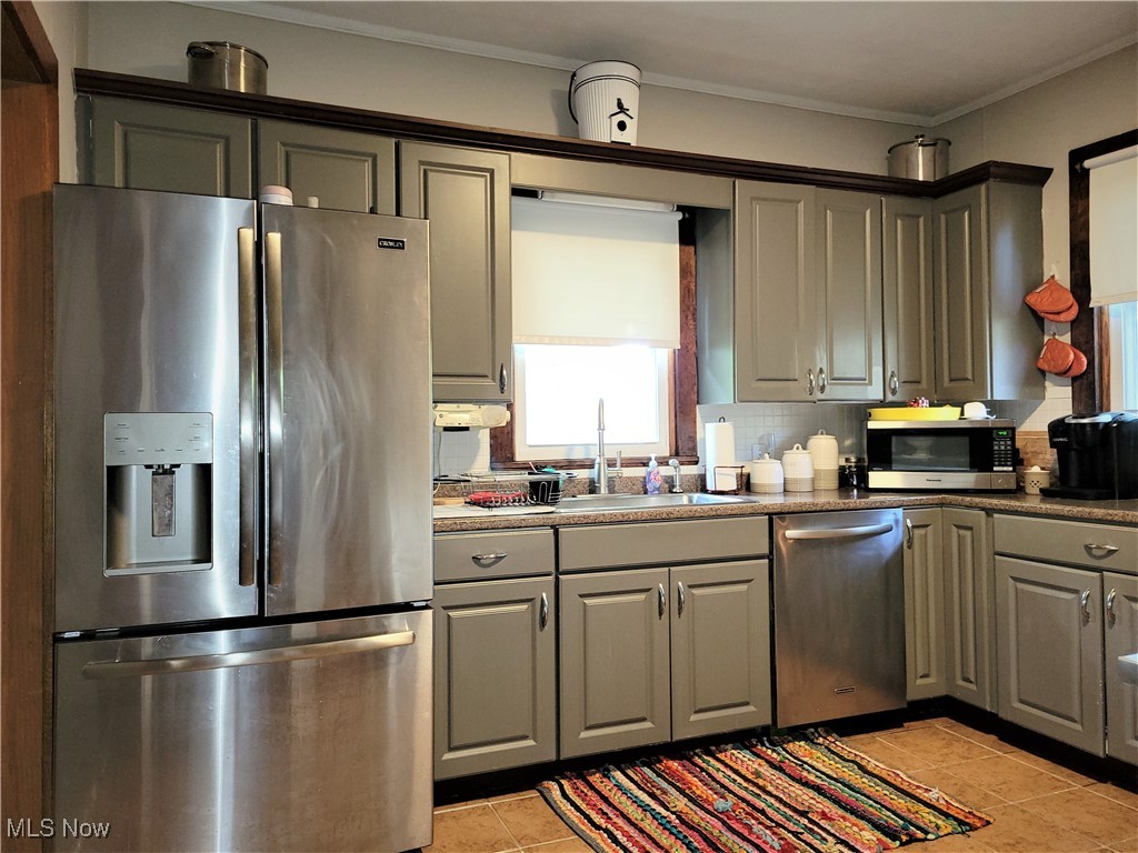 517 N 10th Street, Cambridge, Ohio image 11