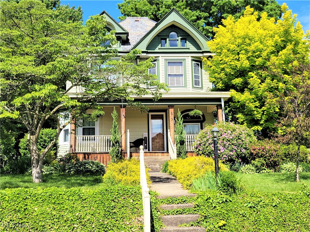517 N 10th Street, Cambridge, Ohio image 1