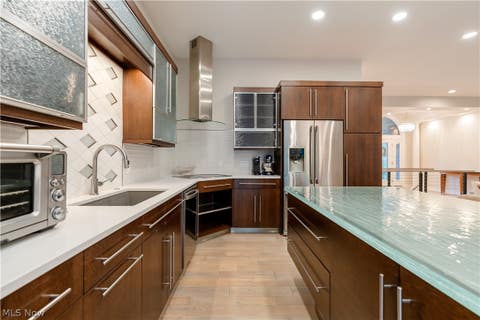 Tiny photo for 6 Auburn Avenue SE, Canton, OH 44709 (MLS # 5239750)