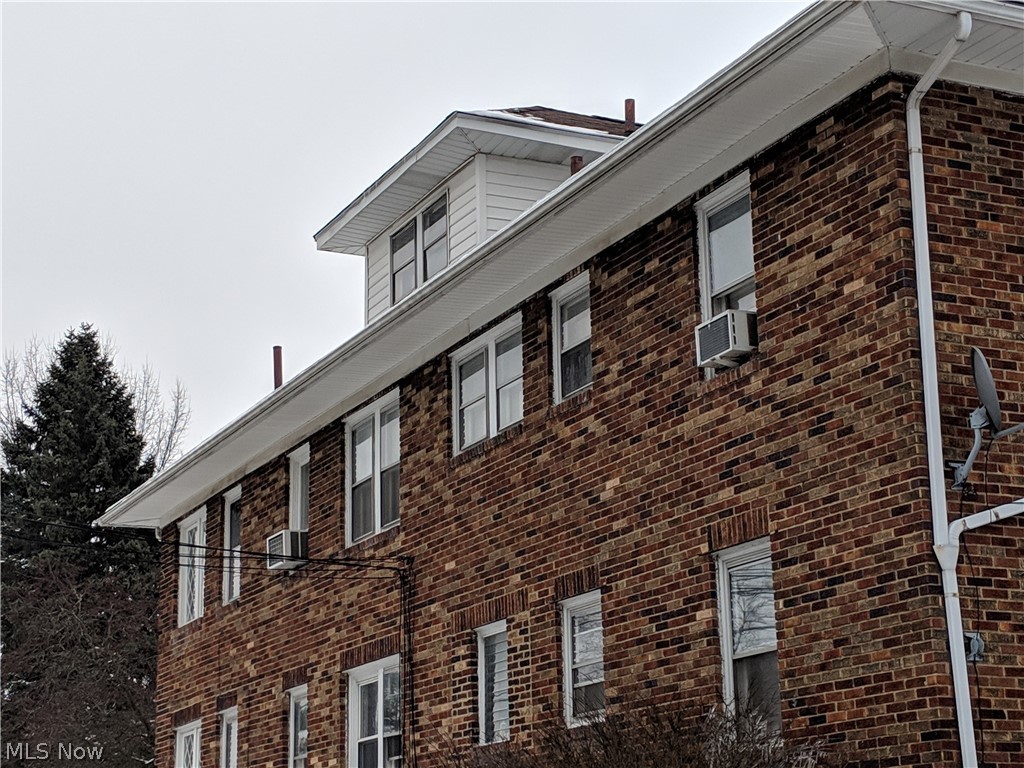 Cuyahoga View Estate - Residential Lease
