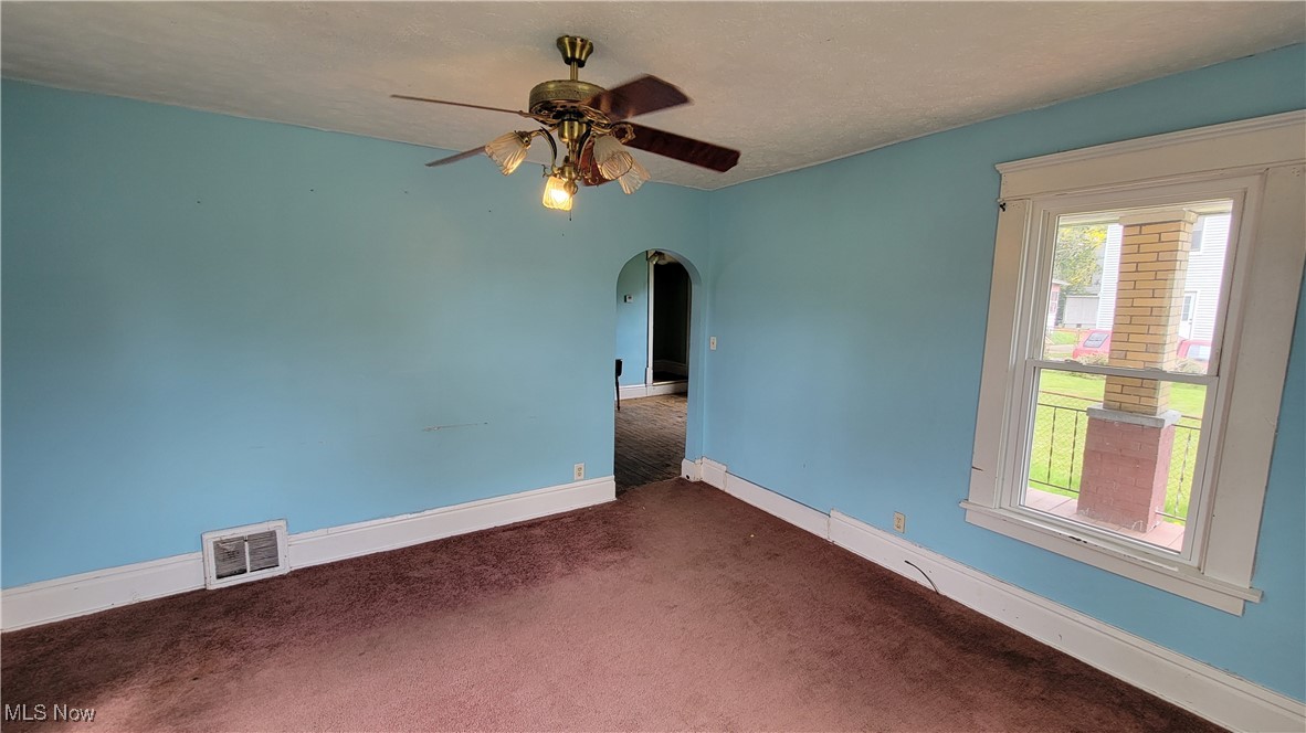 825 Wade Avenue, Alliance, Ohio image 18
