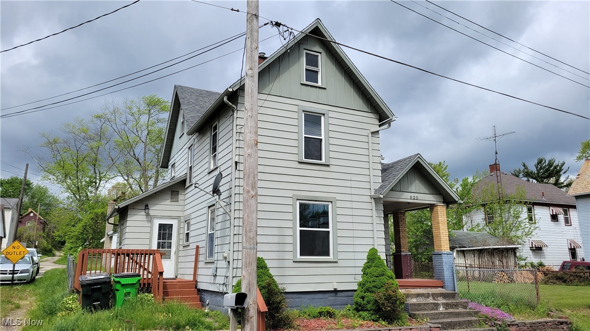 825 Wade Avenue, Alliance, Ohio image 2