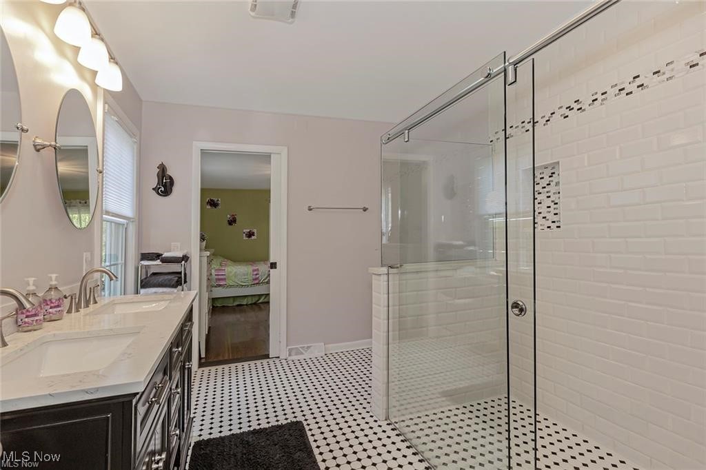 Van Sweringen Sub 45 - Residential Lease