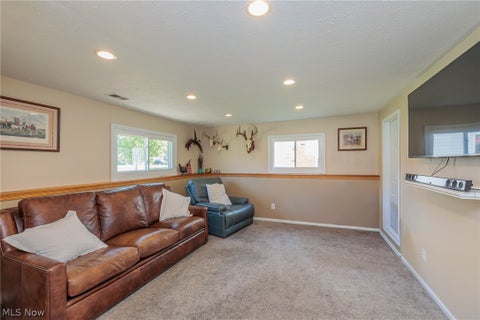 Tiny photo for 6472 Lafayette Drive, Mentor, OH 44060 (MLS # 5252554)