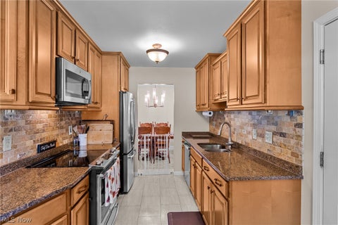 Tiny photo for 6472 Lafayette Drive, Mentor, OH 44060 (MLS # 5252554)