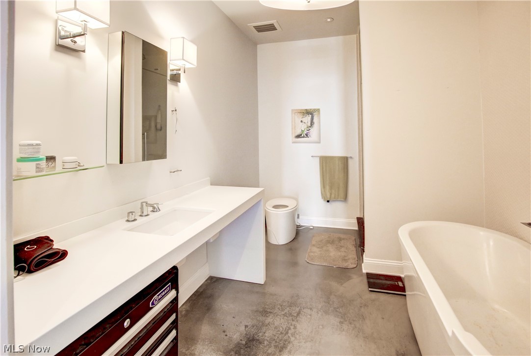 Pinnacle Condo - Residential Lease