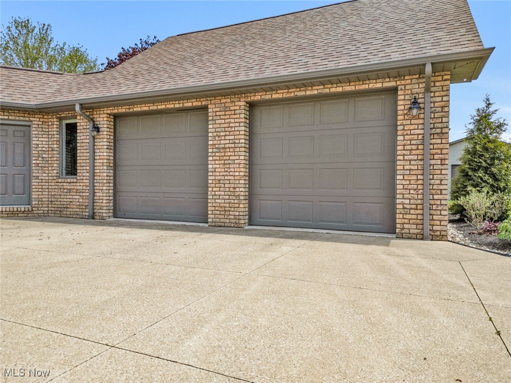 8050 Avalon Road, Malvern, Ohio image 39