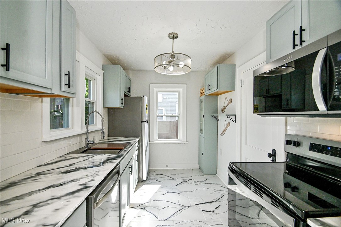 Ravenna Bldg Co - Residential