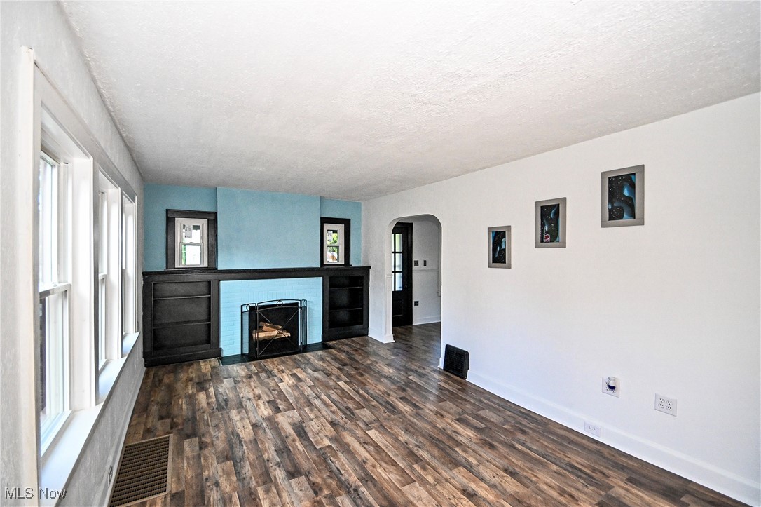 Ravenna Bldg Co - Residential