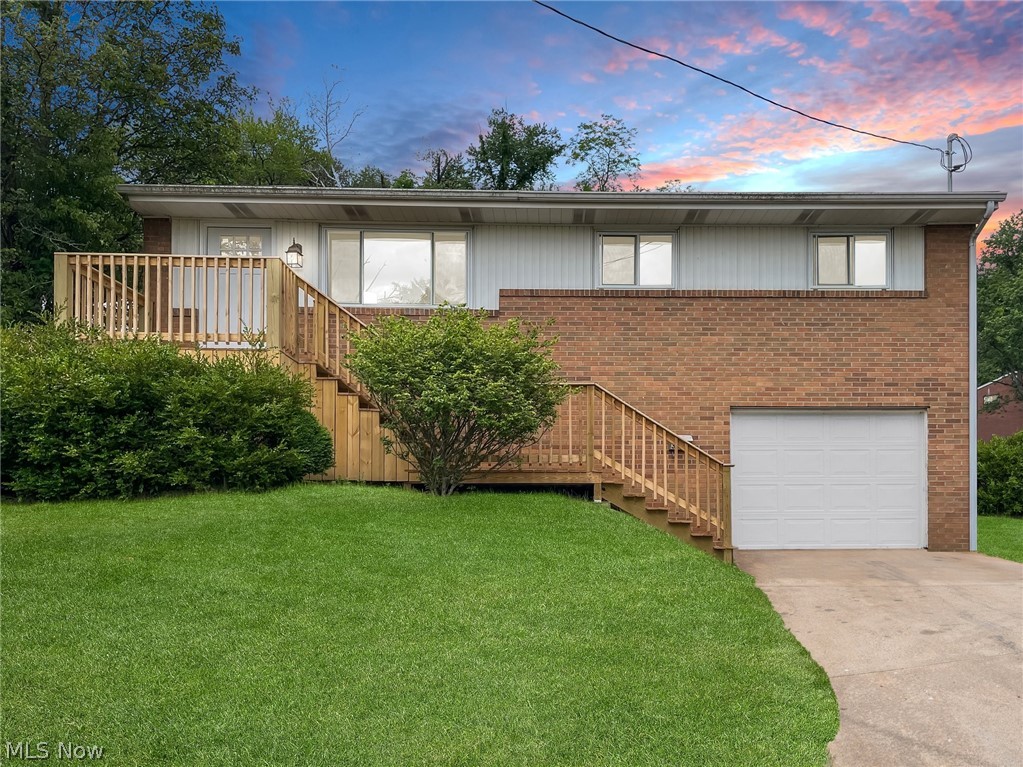 Newly Remodeled 3 bedroom 1 bath Ranch style home. Too cute to pass up. Low maintenance home in the heart of Martins Ferry. This one won’t last long.