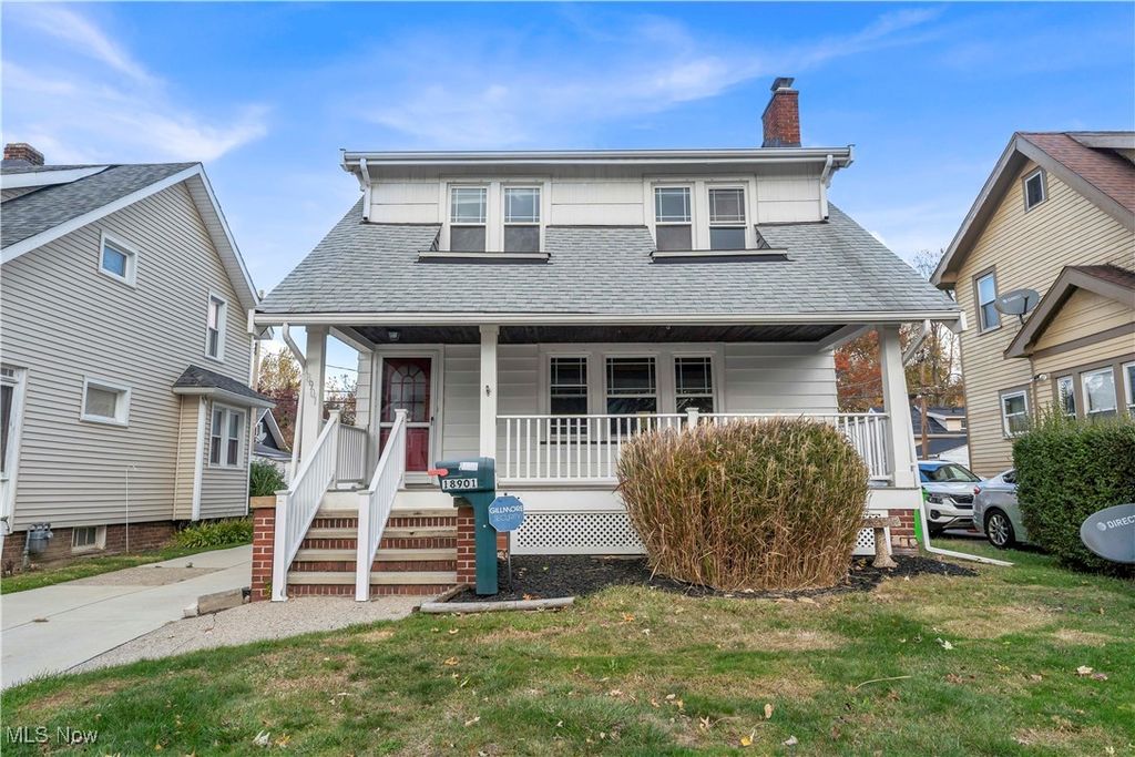 Photo of 18901 Renwood Avenue, Euclid, OH 44119 (MLS # 5176902)