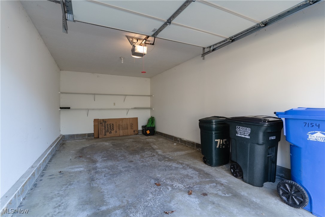 7154 Village Drive, Mentor, Ohio image 26