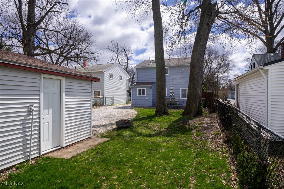 37725 Willow Drive, Eastlake, Ohio image 6