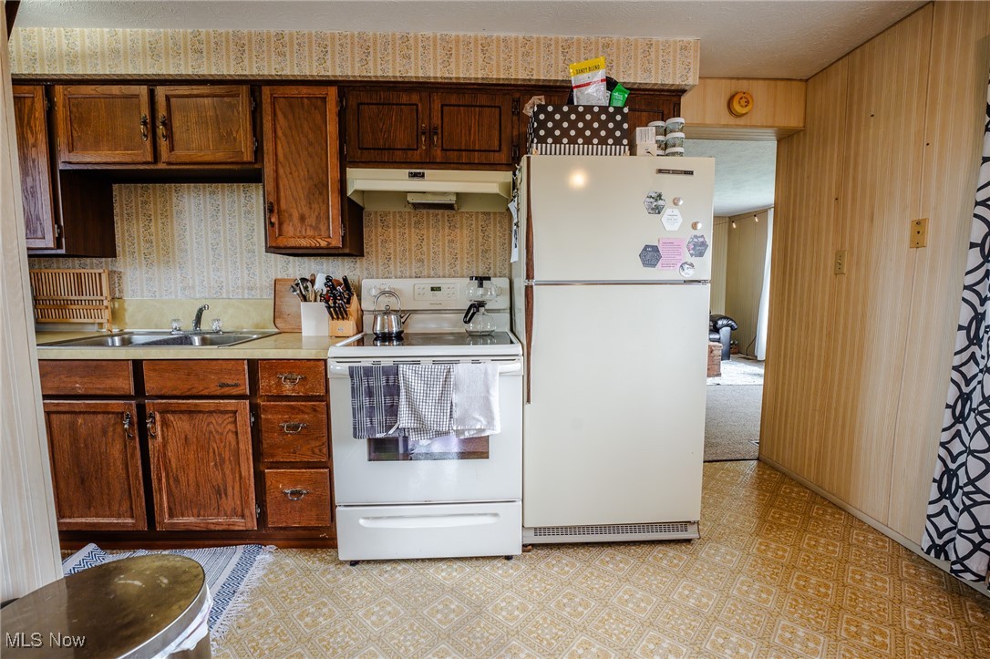 4991 Walnut Street, Sugarcreek, Ohio image 26