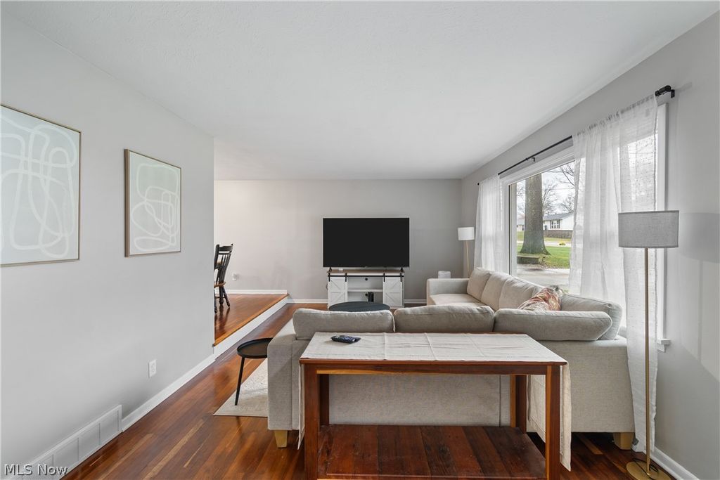 Photo of 267 Marlow Street, Wadsworth, OH 44281 (MLS # 5191061)