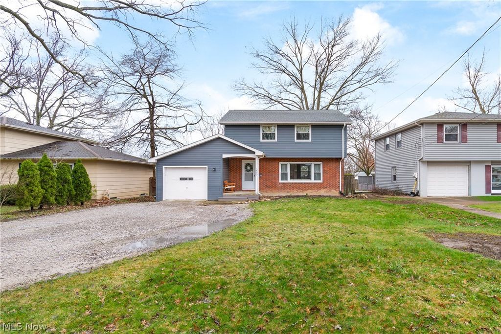 Photo of 267 Marlow Street, Wadsworth, OH 44281 (MLS # 5191061)
