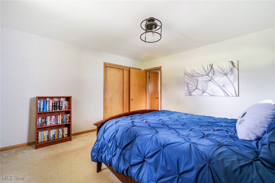 2545 Knollwood Avenue, Poland, Ohio image 28