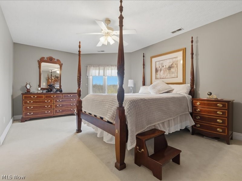 Vienna, West Virginia, 26105, United States, 6 Bedrooms Bedrooms, ,6 BathroomsBathrooms,Residential,Active,2043275
