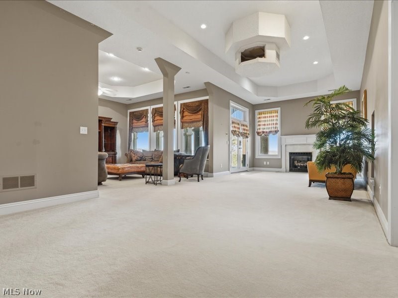 Vienna, West Virginia, 26105, United States, 6 Bedrooms Bedrooms, ,6 BathroomsBathrooms,Residential,Active,2043275