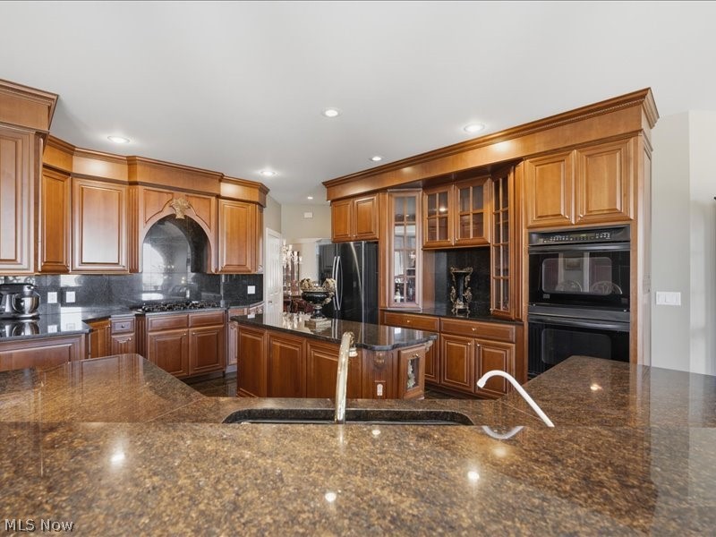 Vienna, West Virginia, 26105, United States, 6 Bedrooms Bedrooms, ,6 BathroomsBathrooms,Residential,Active,2043275