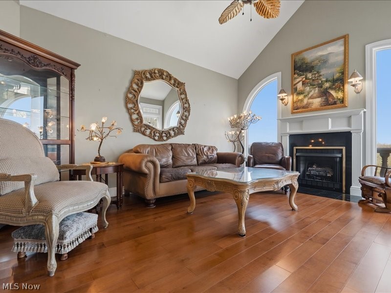 Vienna, West Virginia, 26105, United States, 6 Bedrooms Bedrooms, ,6 BathroomsBathrooms,Residential,Active,2043275