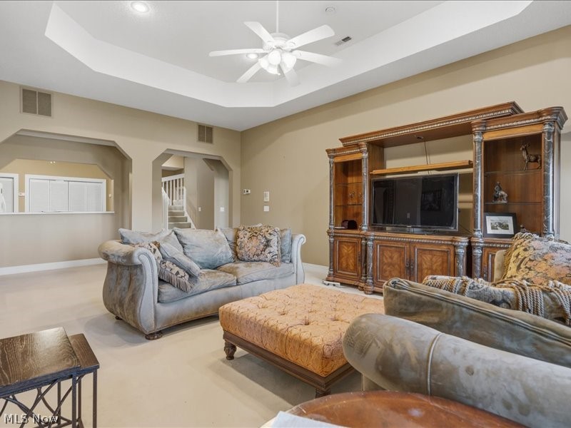 Vienna, West Virginia, 26105, United States, 6 Bedrooms Bedrooms, ,6 BathroomsBathrooms,Residential,Active,2043275