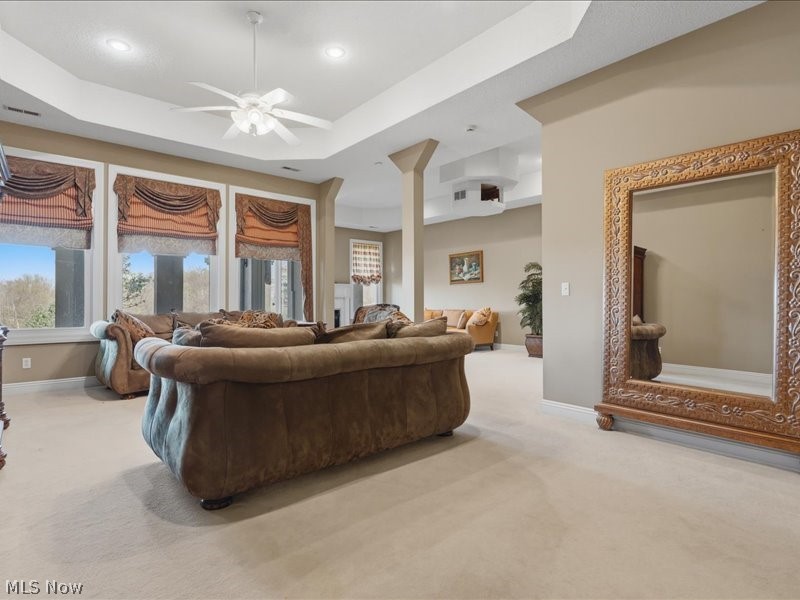 Vienna, West Virginia, 26105, United States, 6 Bedrooms Bedrooms, ,6 BathroomsBathrooms,Residential,Active,2043275