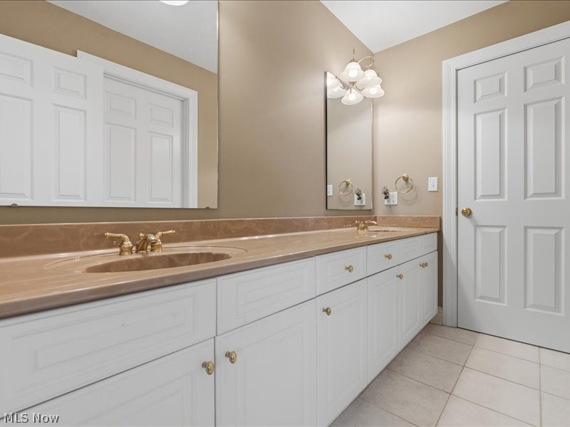 Vienna, West Virginia, 26105, United States, 6 Bedrooms Bedrooms, ,6 BathroomsBathrooms,Residential,Active,2043275