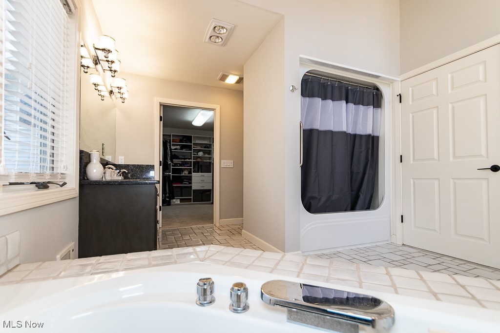 11730 Colchester Lane, Chagrin Falls, Ohio image 22
