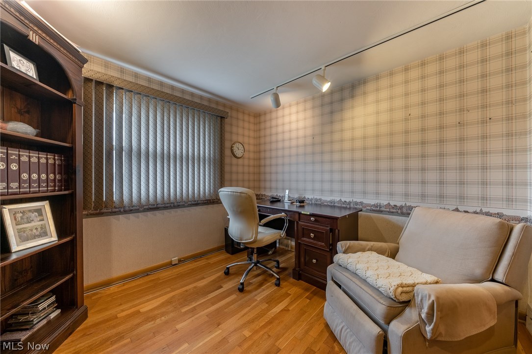 Andersons Clarendon Ave Al - Residential