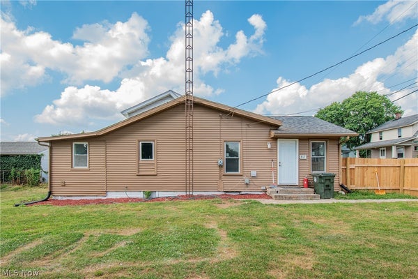 817 HALTER CT NW, CANTON, OH 44708 - Image 1ab0337f6fbaa27a6f21896250c0cf61/1754340452