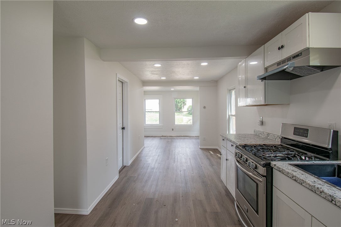 817 Halter Court NW