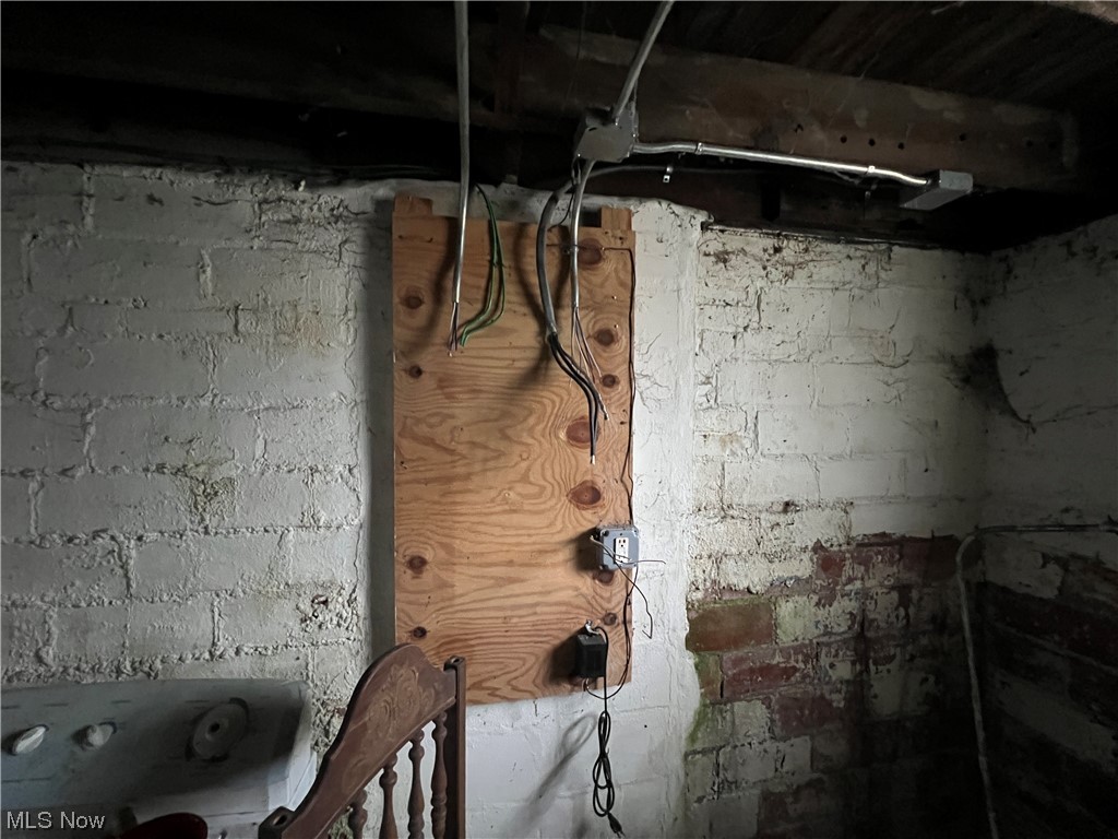 Colonial Heights 03 - Residential