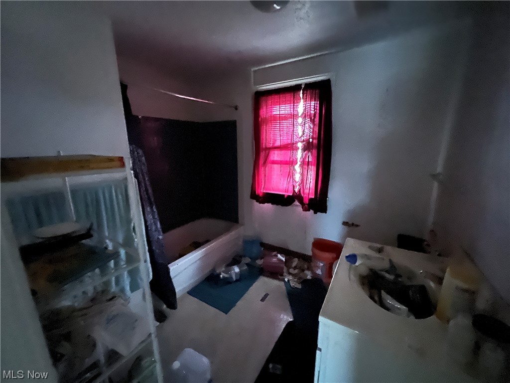 Colonial Heights 03 - Residential