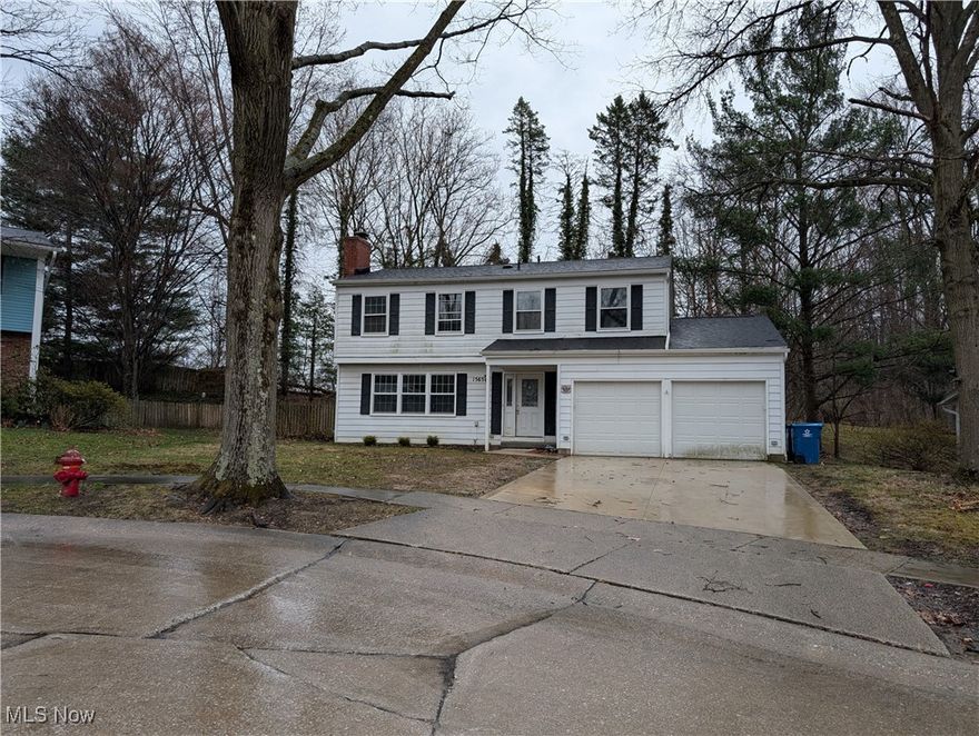 1565 Chadwick Rd Kent OH 44240 is a beautiful 5 bedroom & 2.5 bathroom with 2 car garage Colonial 2-story home on a cul de sac close to Kent State University! Freshly washed exterior & newly painted interior with a great yard in Tree City Kent! Lots of new carpet on both the 1st & 2nd floors, interior painted and ready for you to call home! The home features a wonderful sized Living Room, Half Bath on the 1st floor, separate large Dining Room, well laid out eat in Kitchen & Huge Family Room with Sliding Glass door to the rear yard! Speaking of the rear yard, enjoy grilling, entertaining or read a book in this private fenced rear yard with tree views! All FIVE bedrooms are on the second floor with two full bathrooms! The Primary Bedroom has it's own en suite full bathroom with a shower included! The main hall bathroom has been updated as well and handles the remaining bedrooms. The two car garage is oversized with two separate garage doors on openers. The laundry hookups are in the unfinished basement great for storage or use as a hobby area, recreation room or playroom! Do not miss this rare opportunity to make this gorgeous rental home yours! All applicants must fill out a free application and answer some vetting questions prior to viewing the interior of the property to limit the number of people on this freshly remodeled home! With application reviewed by the landlord, we'll set up your appointment to view interior of the home. Combination background check, credit check & National eviction check to be performed prior to signing a lease. Do NOT fall victim to scams out there, follow the fulltime listing agent or call your professional real estate agent for the link to perform the FREE application & set your appointment to view accompanied by the Listing Agent or your Licensed Real Estate Agent ONLY to keep scams from happening! You application link is kept on secure platforms for our exclusive use only. Thank you in advance for understanding we are protecting you!
