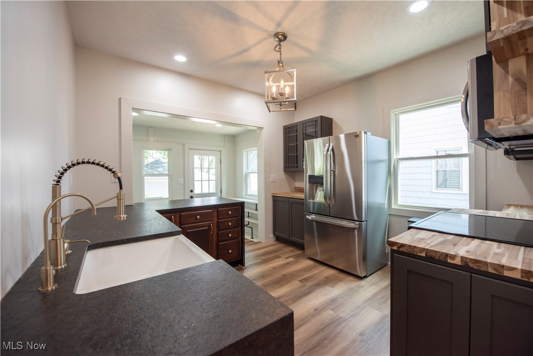 1341 Summit Avenue, Lakewood, Ohio image 12