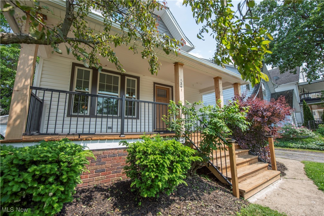1341 Summit Avenue, Lakewood, Ohio image 2
