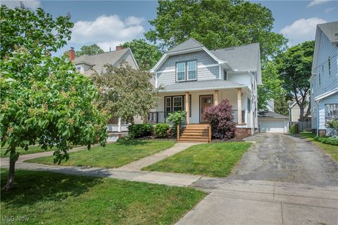 1341 Summit Avenue Lakewood OH 44107