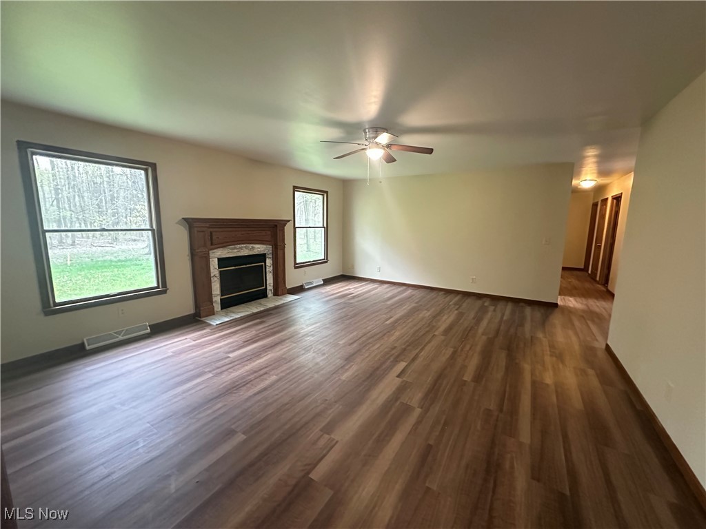 5869 Amy Boyle Road, Brookfield, Ohio image 7