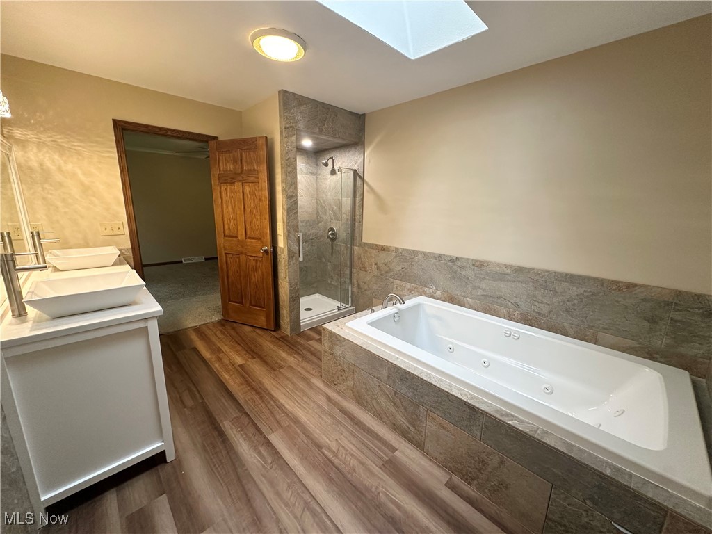 5869 Amy Boyle Road, Brookfield, Ohio image 15