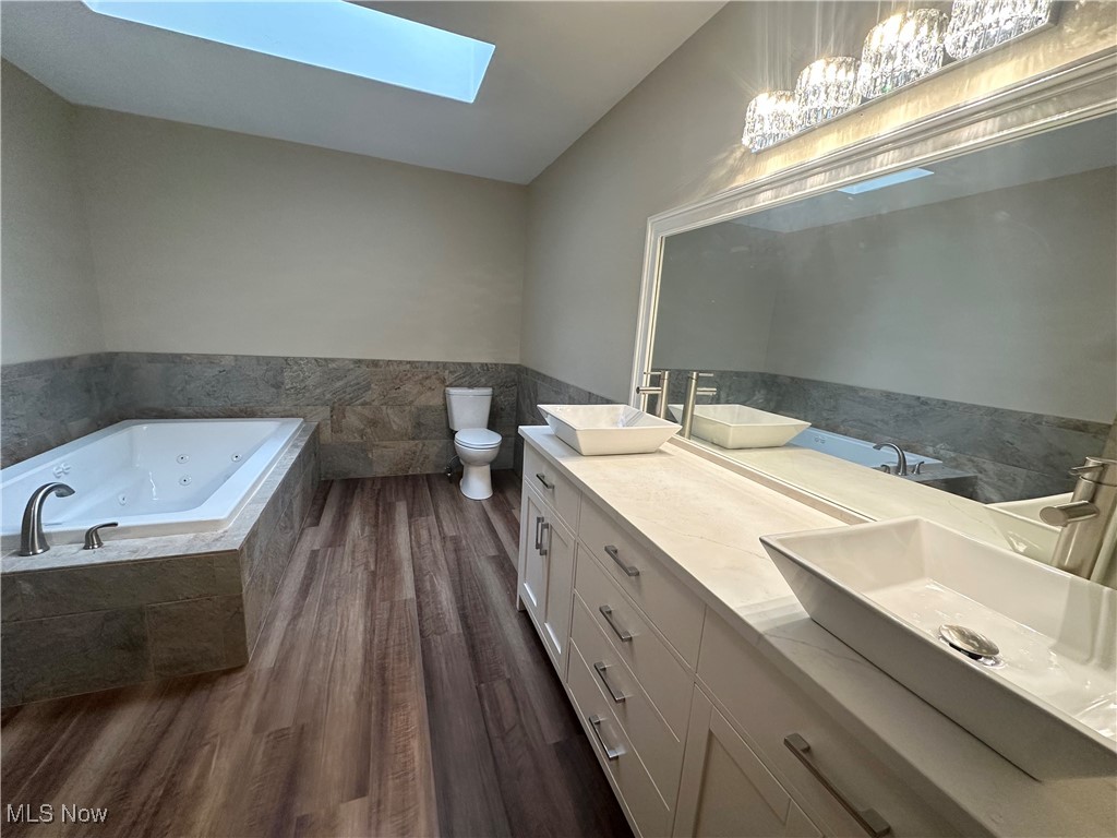 5869 Amy Boyle Road, Brookfield, Ohio image 14
