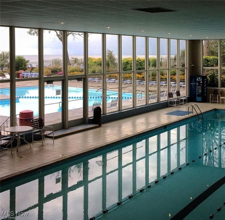 The Carlyle - Residential