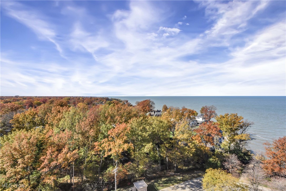 The Carlyle - Residential