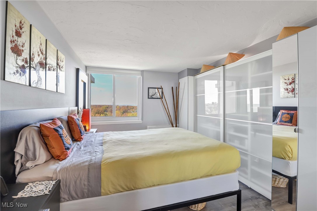 The Carlyle - Residential